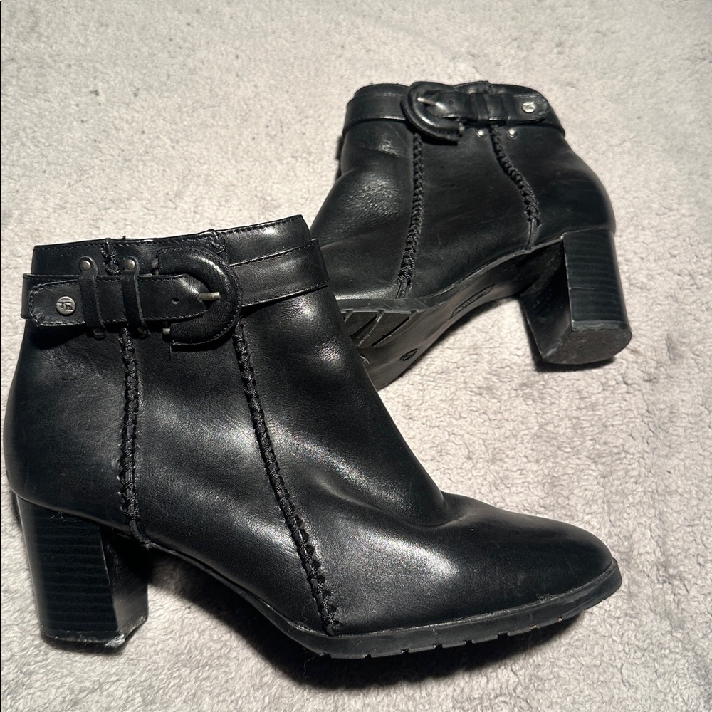 Thom McAn Ianna Leather Western Braided Buckle Y2K Ankle Boot, Black- Size 7W